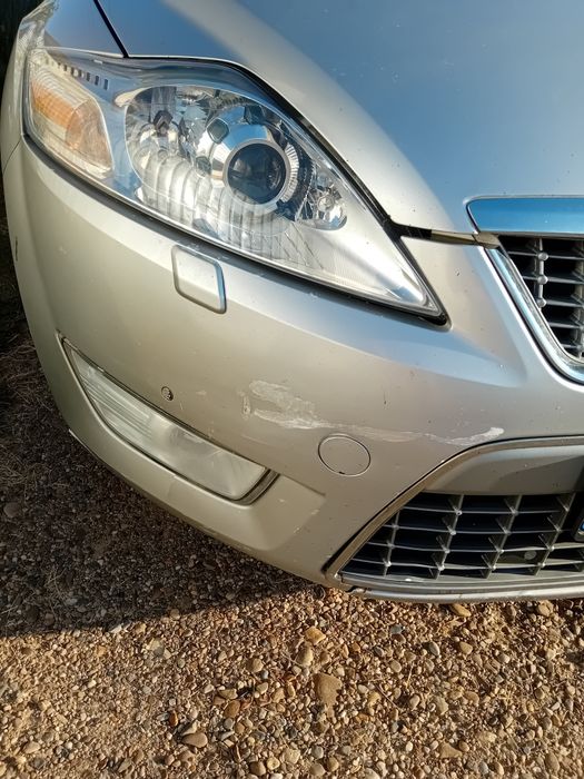 Vând Ford mondeo mk4