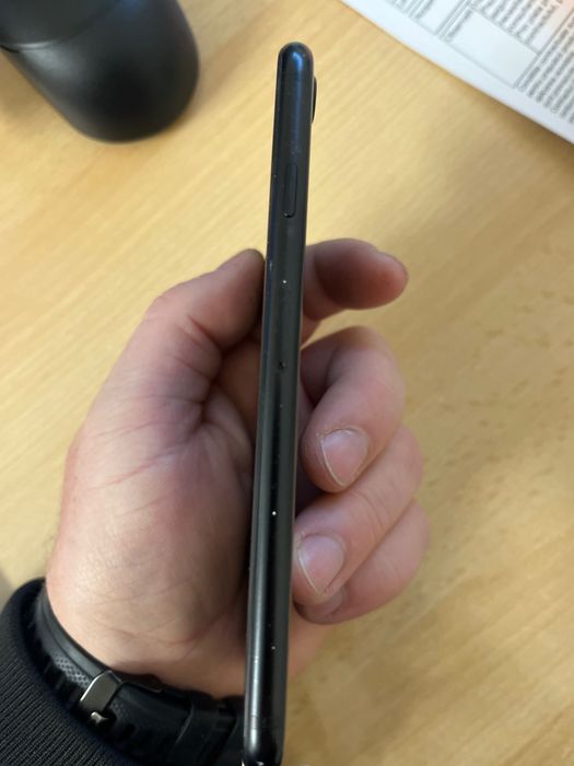 Vand Iphone SE 2020