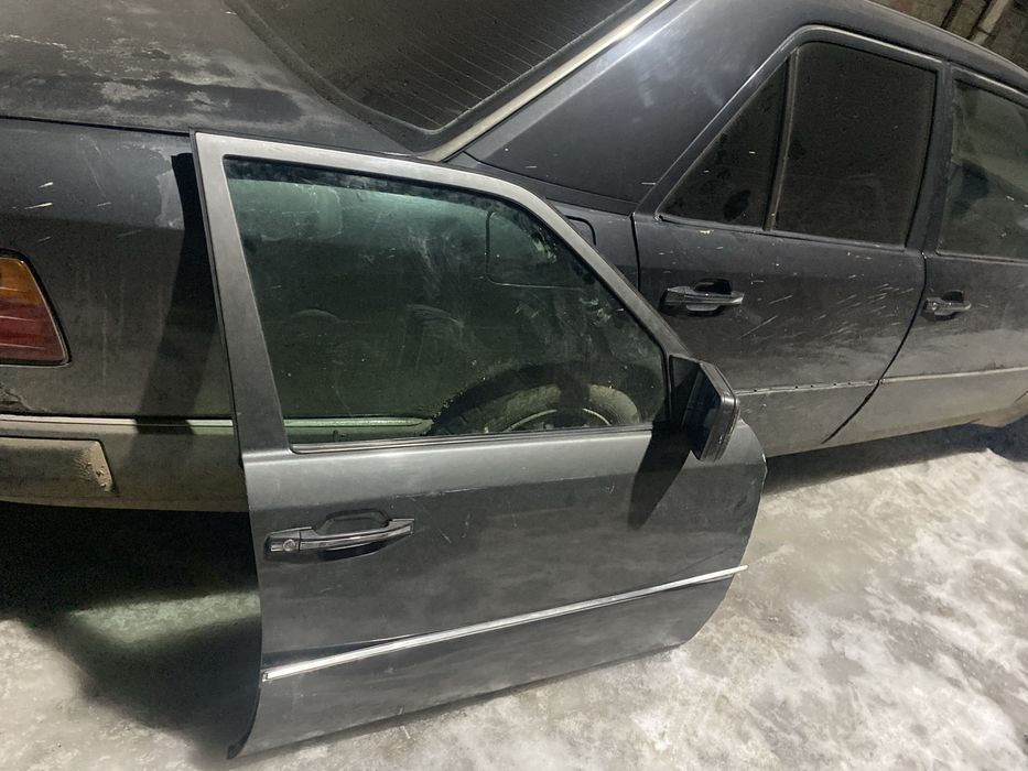 Мерседес 124  запчасть