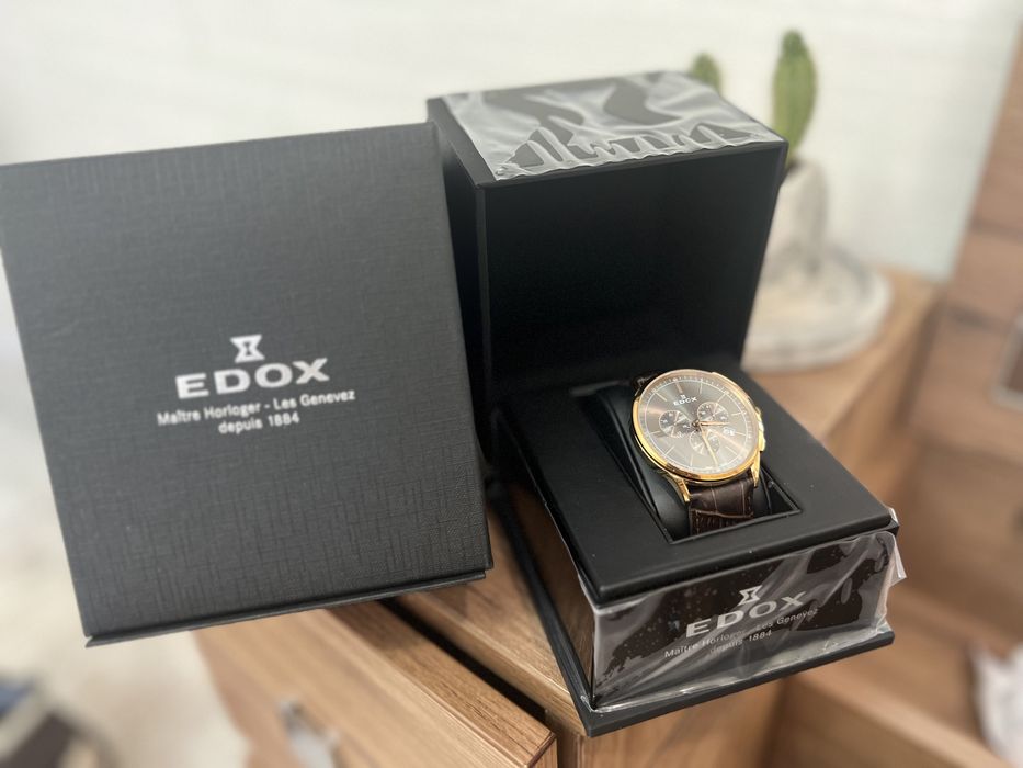 Наручные часы Edox