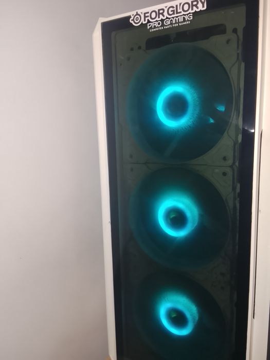 Vând PC Gaming Ryzen 5 5600X + RTX 3060 12GB + 1TB SSD