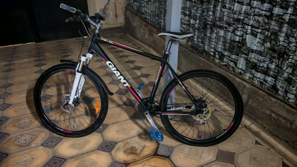 Велосипед Giant Revel