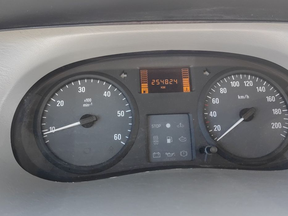 Opel Vivaro 1.9 6+1
