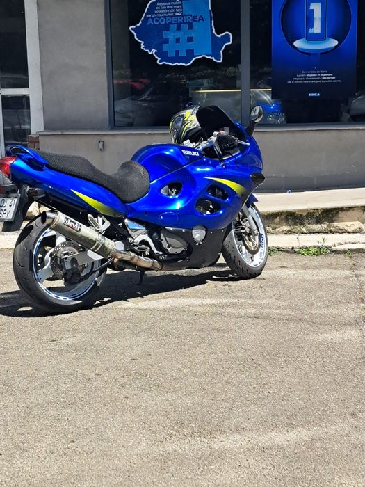 Vând Suzuki gsx600f