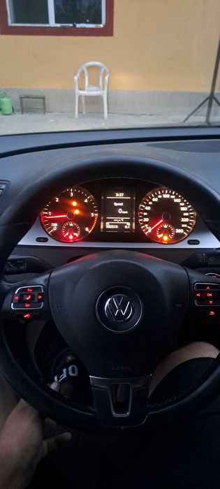 Vand ceasuri bord cu mufa rama vw Passat B6 2.0 cbab  2010