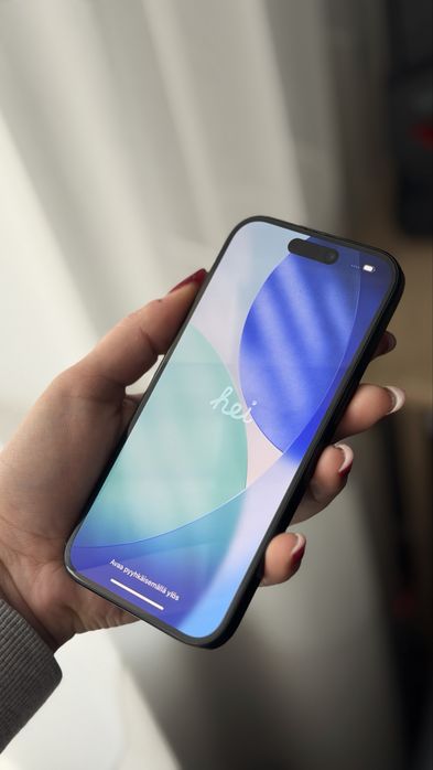 IPhone 15 | 128 GB | Accesorii incluse