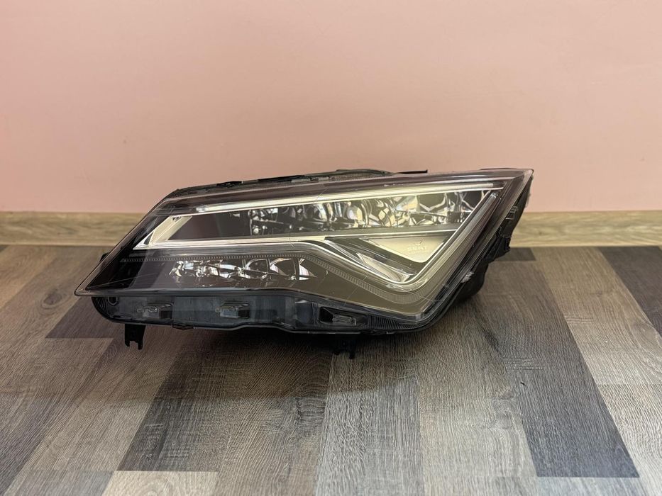 Ляв Фар FULL LED Seat Ateca 2023/24
