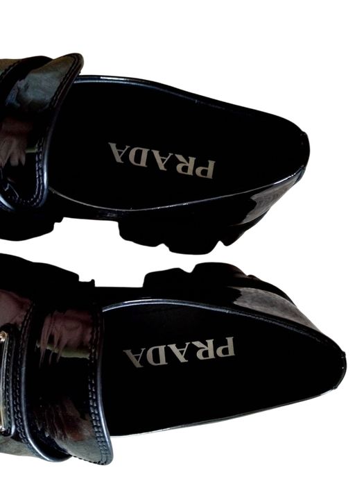 Prada Monolith лак оригинал