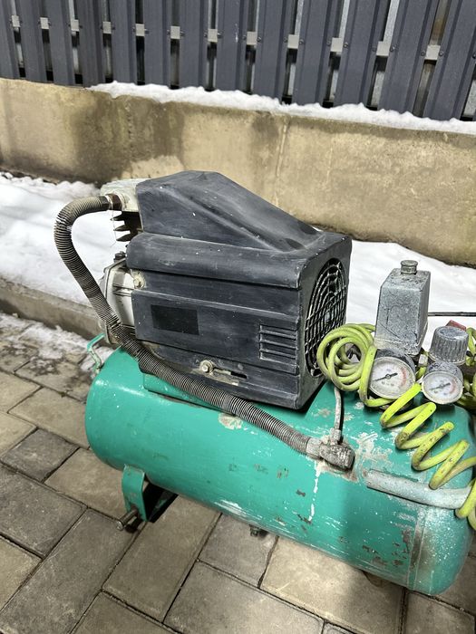 Воздушный компрессор
