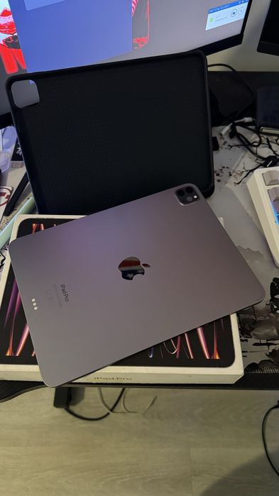 Ipad 11 pro m2 срочна продам