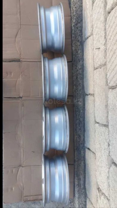 Продам литые диски R13