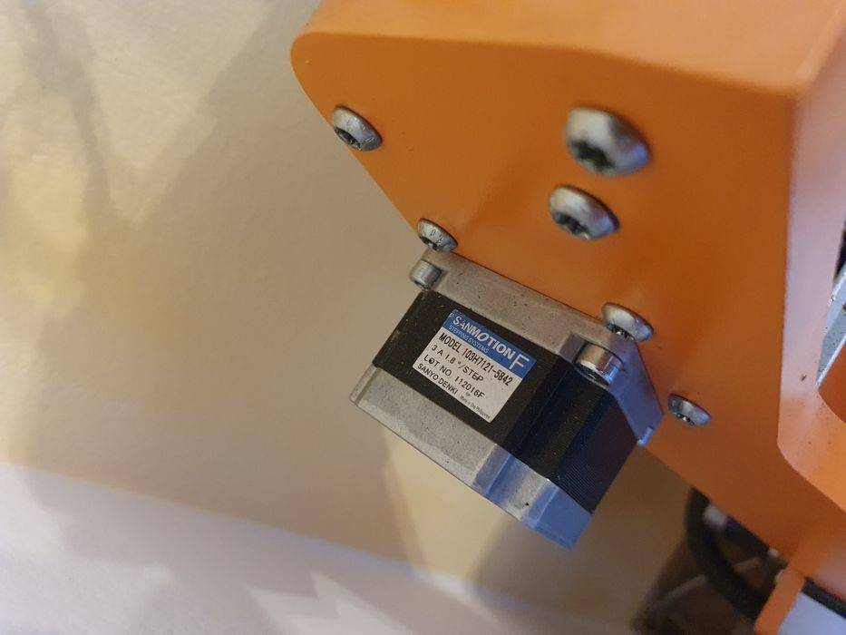 ЦНЦ ЦПУ CNC Фреза Рутер Stepcraft M500 4 оси HiWiN Лагери Nema