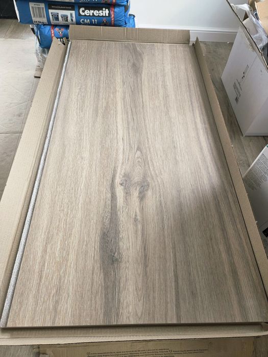 Vând 20 de plăci gresie KAI de 60x120