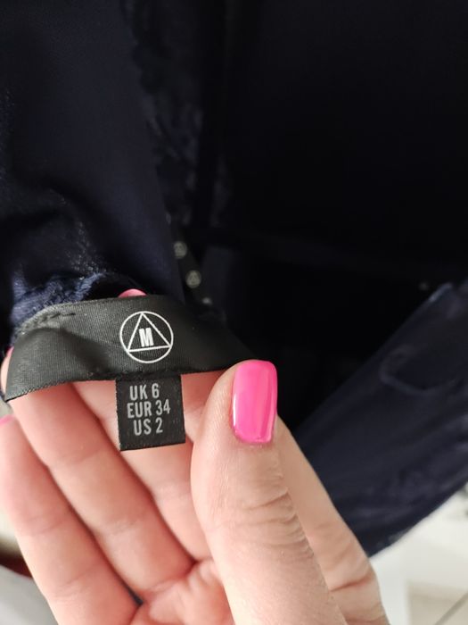 Дантелени  рокли