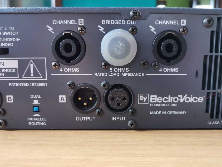 Amplificator/Putere Electro-Voice CP3000S/Dynacord LX2200 2x1100 Watt