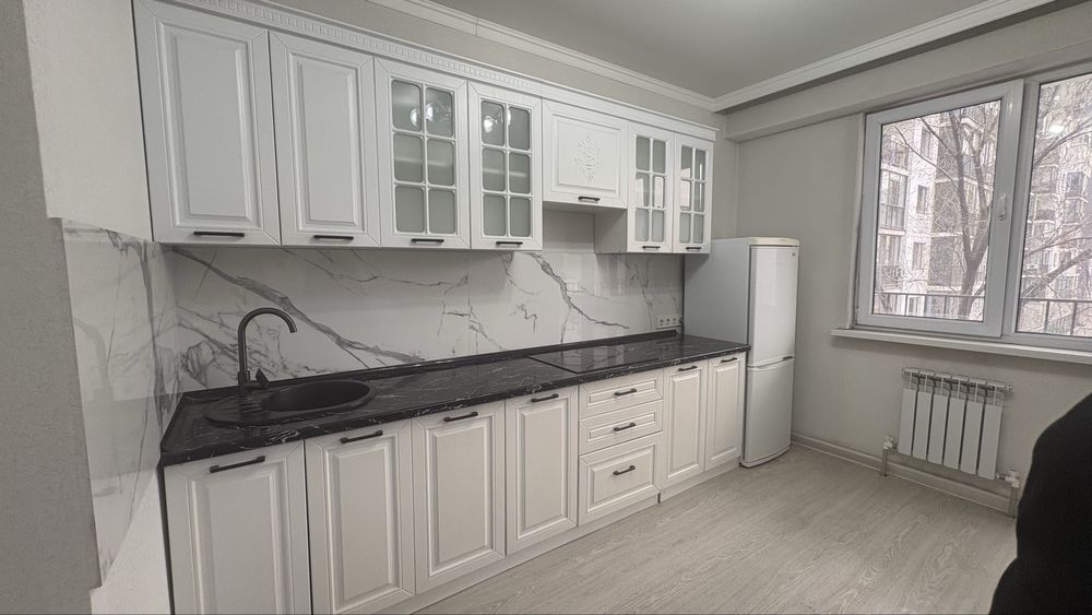 Продается кухонный гарнитур