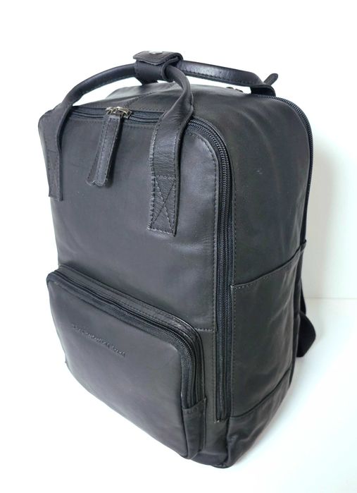 Луксозни Кожени Раници, бизнес чанти- Piquadro, The Chesterfield Brand