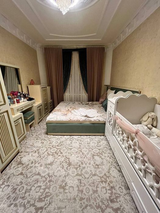 4/4/9. Сергели 6. (Дехкан-базар). Квартира 96 м². Метро - 800 м..