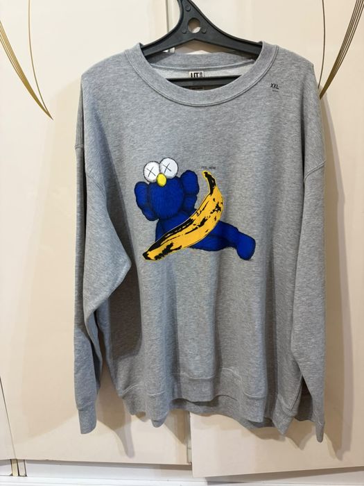 Свитшот от Uniqlo