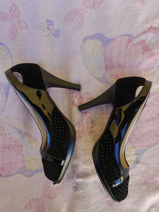 Pantofi dama eleganți