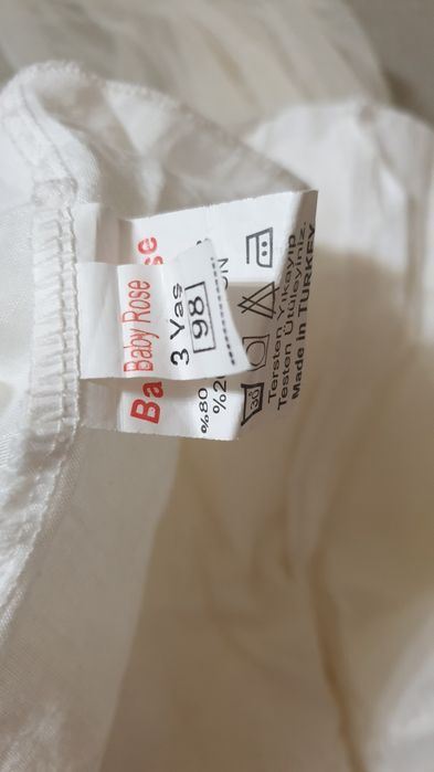 Продам платье нарядное для девочек