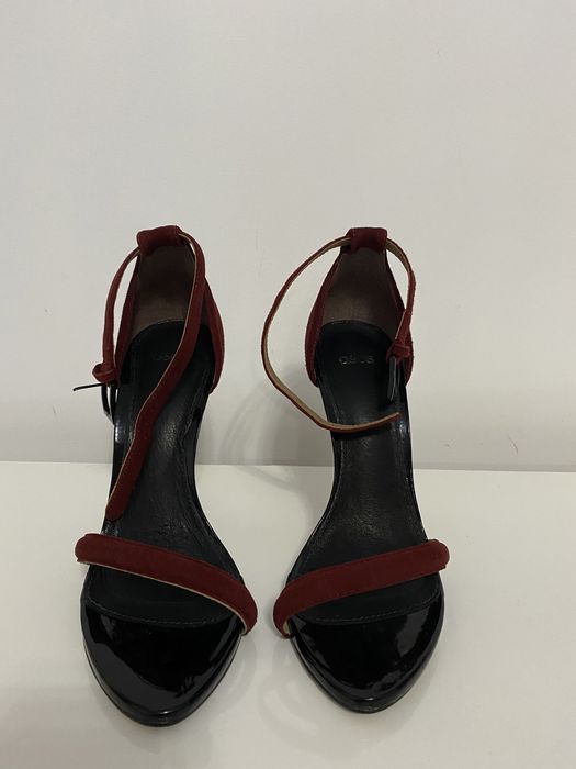 Sandale marimea 38