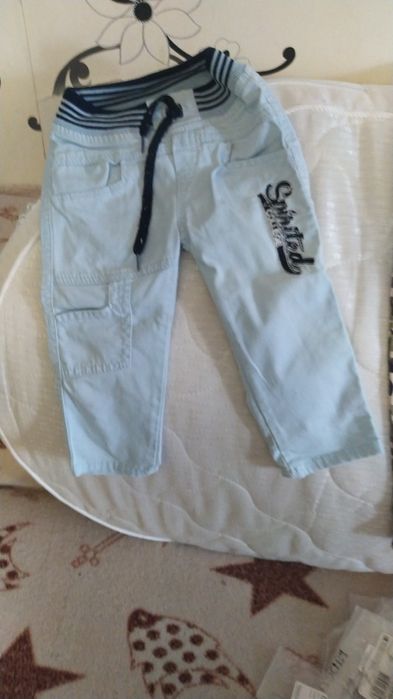 Продам детские вещи