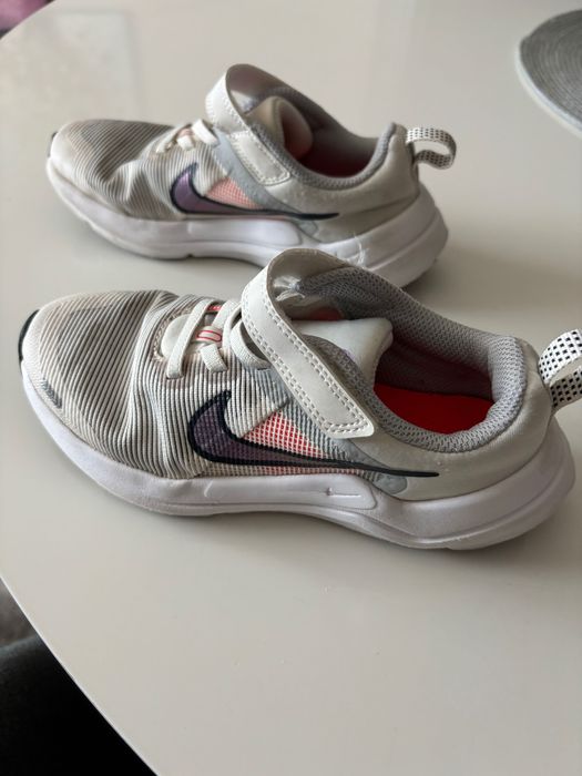 спортни маратонки Nike