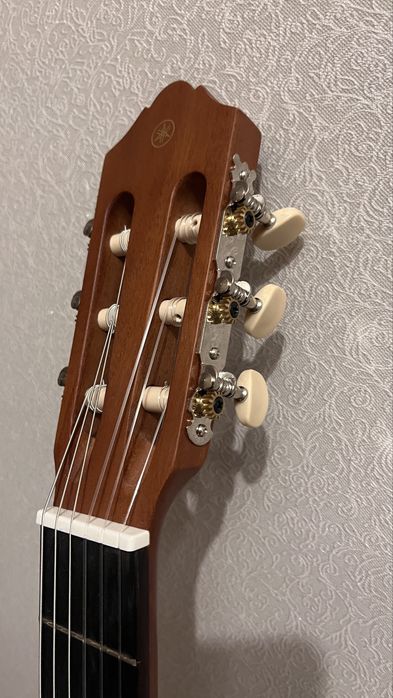 Классическая гитара Yamaha C40M