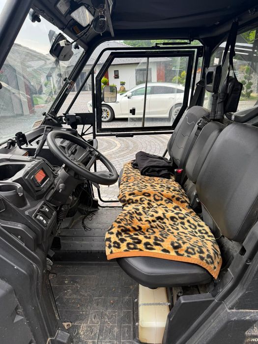 Can-am 6x6 Defender