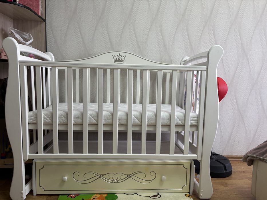 Кроватка детская