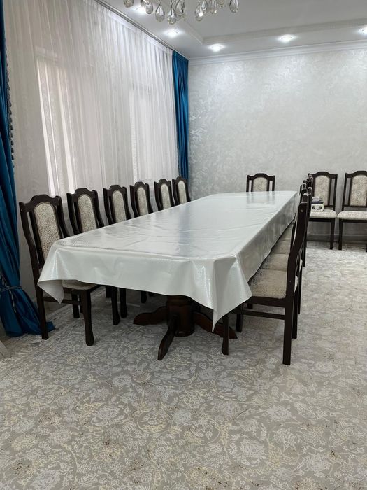 Продам Гостиный стол со стульями