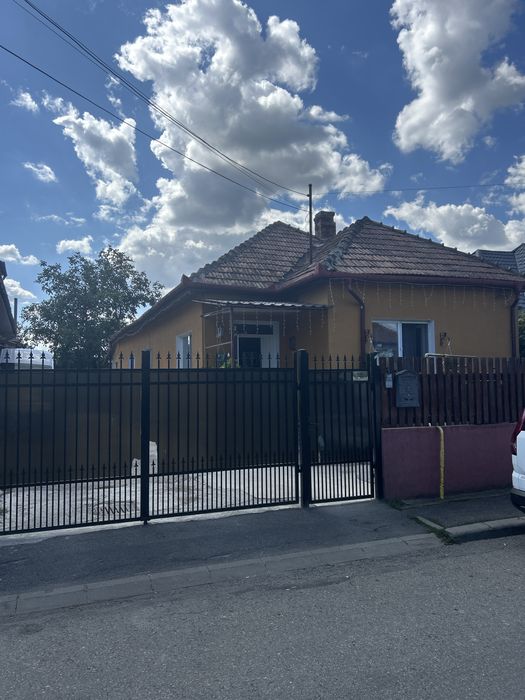 Schimb casa cu apartament si diferenta sau casa la tara