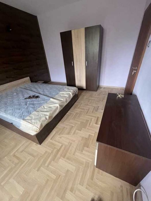 Тристаен ап. под наем в кв. Дружба 2