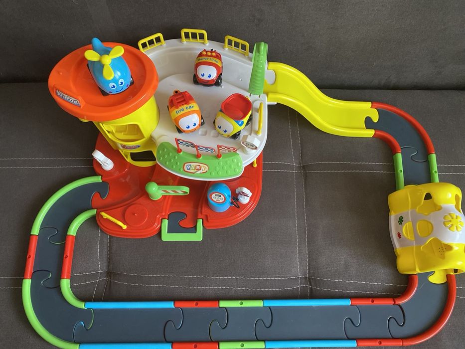Детский игровой гараж-паркинг