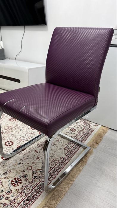 Продам два стула