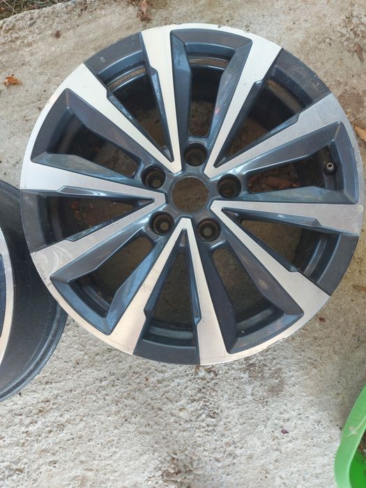 Jante Renault r 17 au fost pe megan 2020