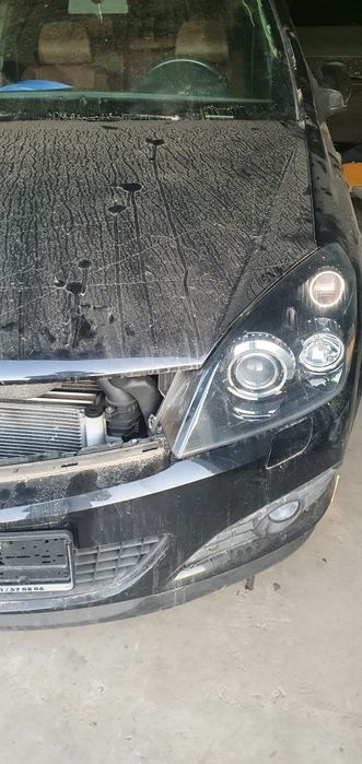 Far bixenon afl Opel Astra H, far stg,far dreapta xenon afl Opel Astra