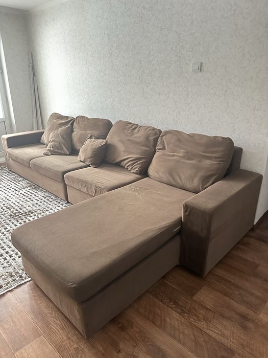 Продаю СРОЧНО раскладной диван 3,7 метр