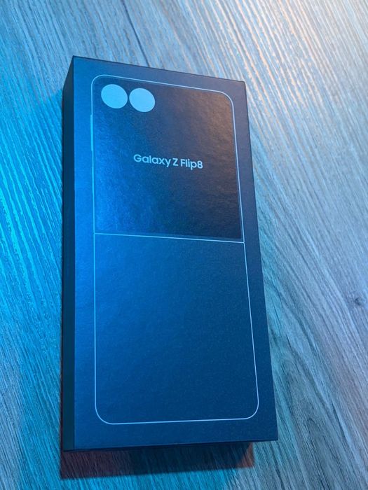 Samsung Galaxy Z Flip8 256GB
