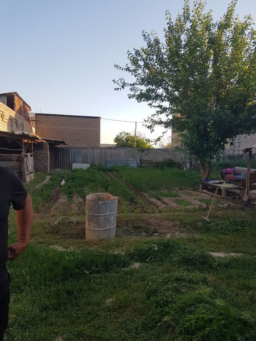 Nazarbekda srochna yer sotiladi