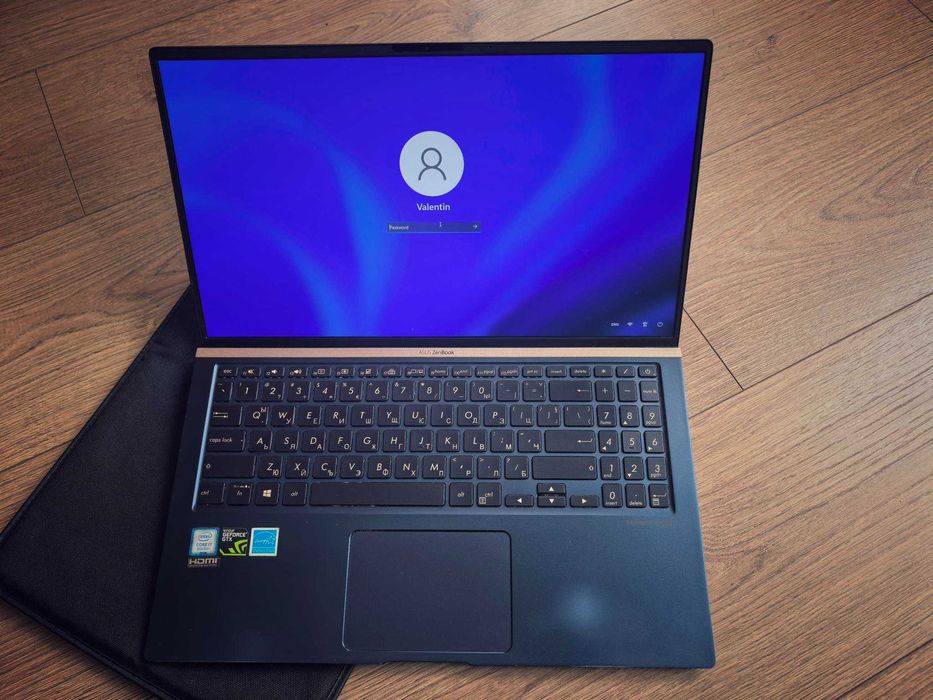 ASUS ZenBook 15 (UX533FD)