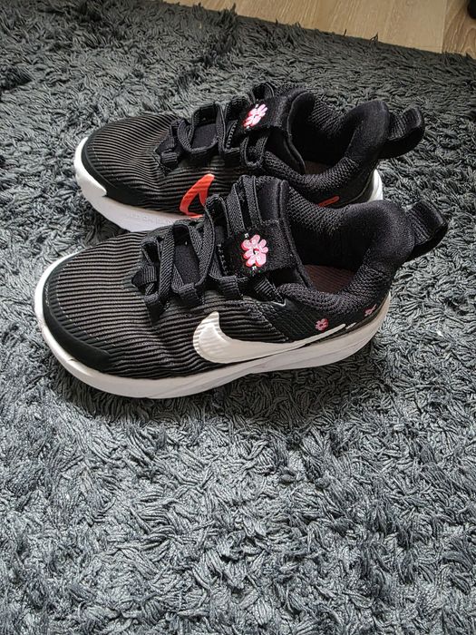 Детски маратонки найк