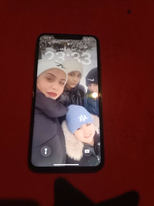 IPHONE 11 PRO MAX 256 VAND URGENT stare foarte bună