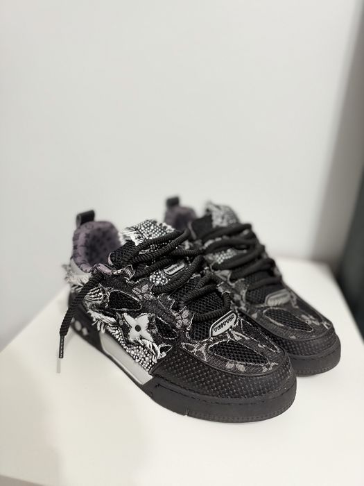 louis vuitton skate swarovski