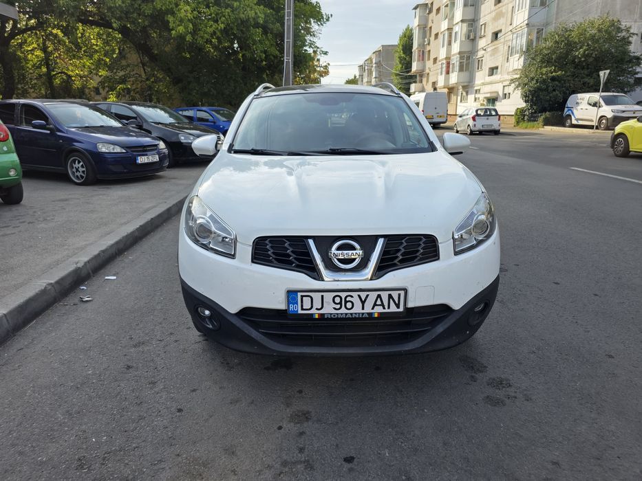 Nissan qashqai plus 2