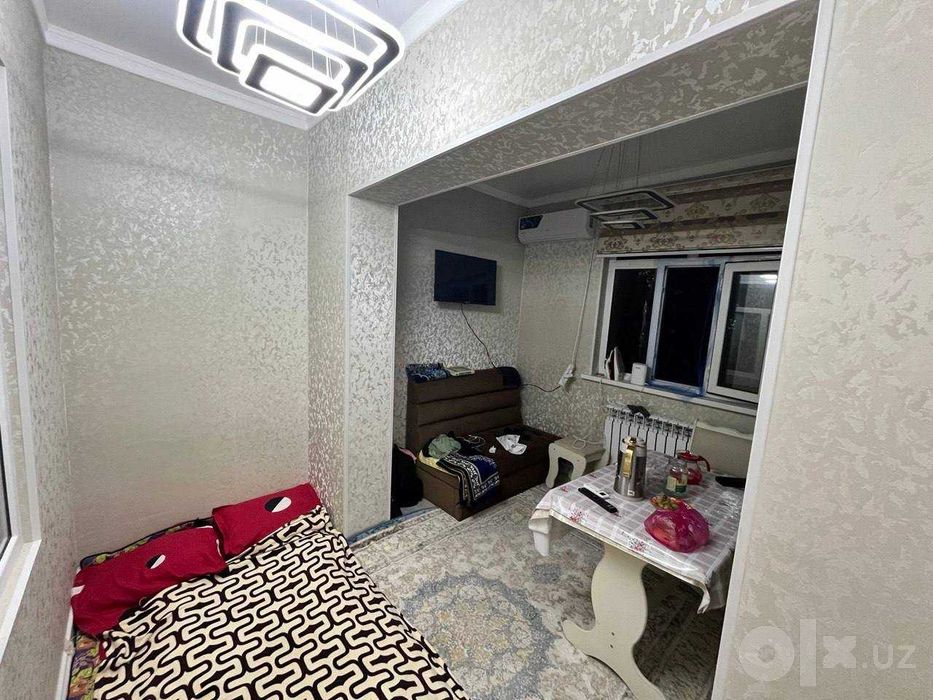 Продаётся Квартира  Юнусабад -17 квартал, с арендатором