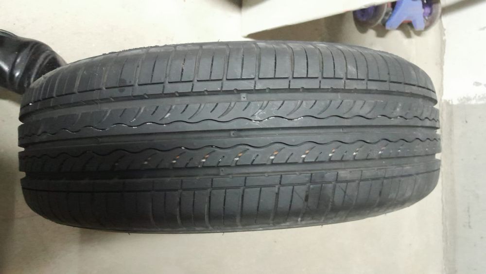 Продам новую шину, оригинал !