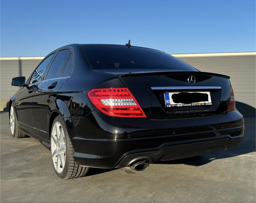 Mercedes-Benz C200 BlueEFFICIENCY Avantgarde