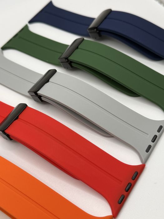 Силиконови каишки с магнит за Apple Watch ULTRA/SE/11/10/9/8/7/6/5/4